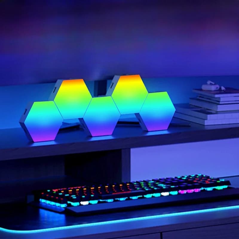 RGB шестоъгълни светлинни панели, реагиращи на звук, с управление чрез приложение