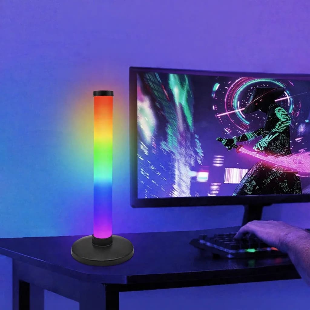 RGB светлина за атмосфера с реакция на звук за геймърски плот