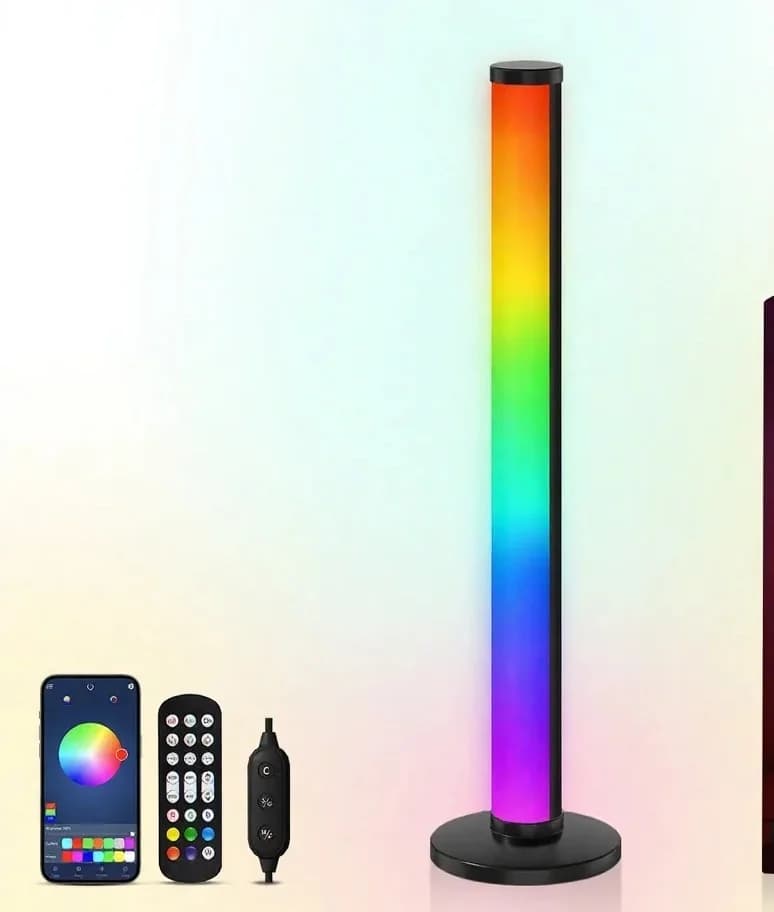 RGB LED настолна лампа с реакция на звук и управление чрез приложение